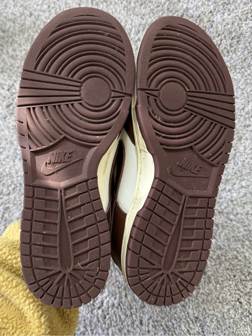 Nike Dunk Shoes - Picture 7 of 8
